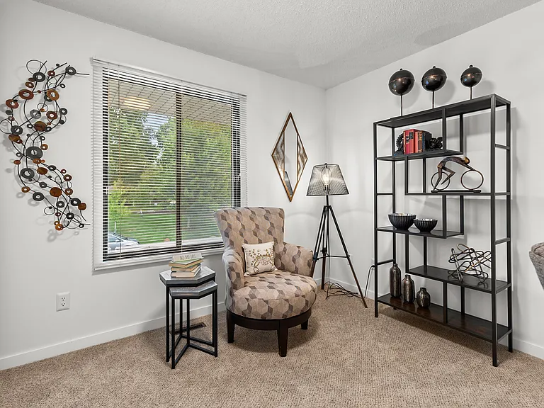 Saddlewood Townhomes — Photo 16