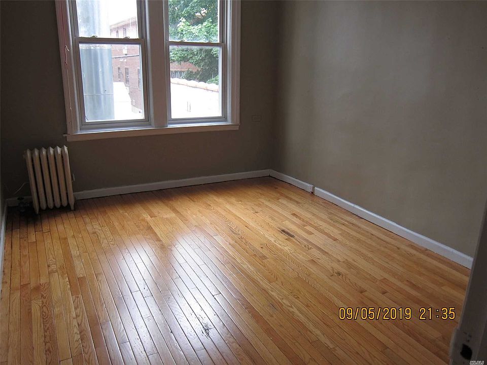 1st image of 21165 Jamaica Ave