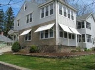 155 Oak St, Manchester, NH 03104