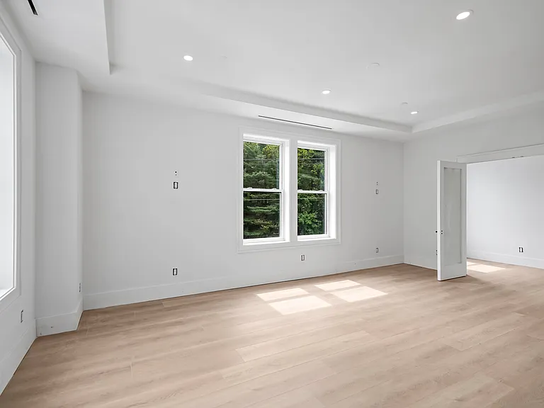 156 Bedford Rd #1 — Photo 4
