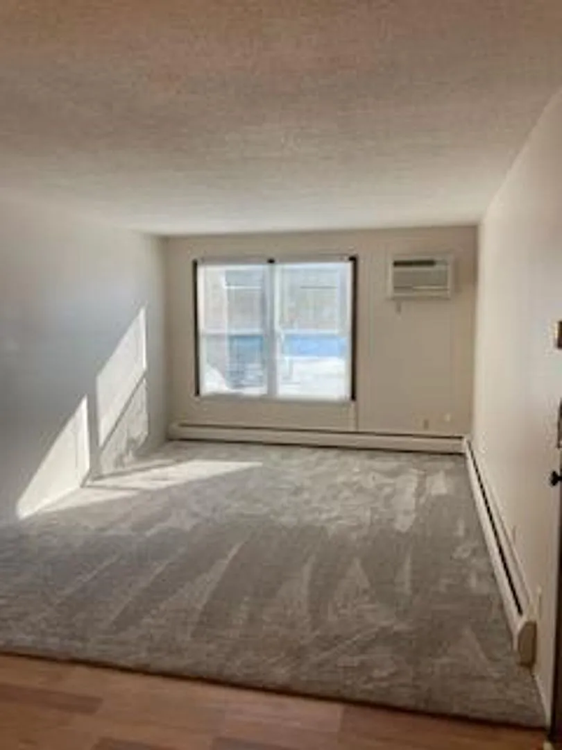 107 7th St N - Mora Apartments — Photo 1