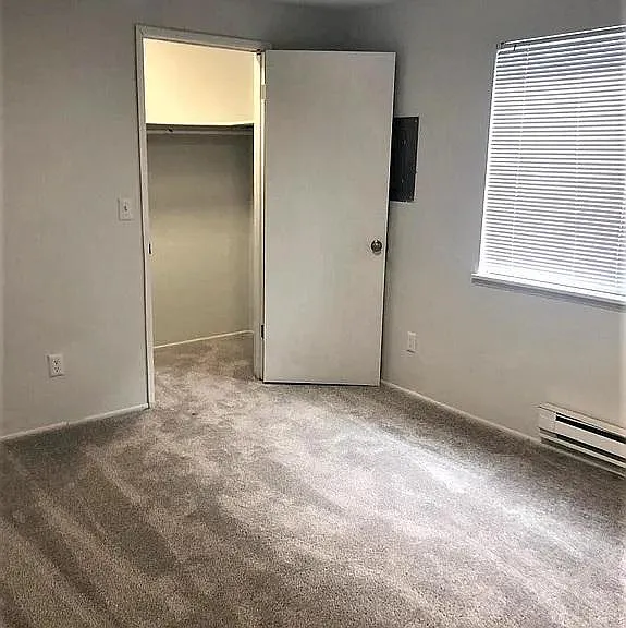 Walk-In Closets
