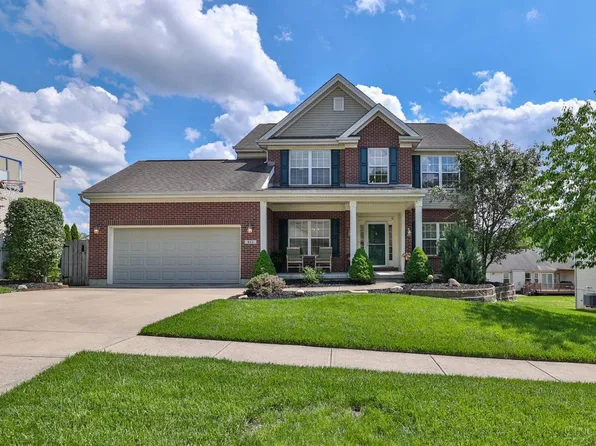 611 Wood Bluff Ln, Harrison, OH 45030