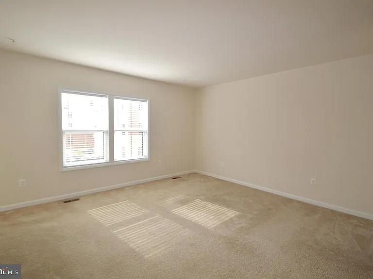20508 Milbridge Ter — Photo 20