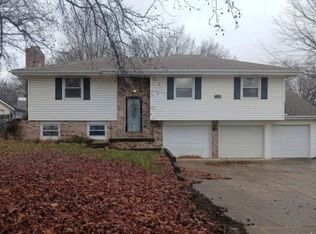 807 Melrose St, Liberty, MO 64068