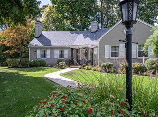 10 Peterson Pl, Wilmington, OH 45177