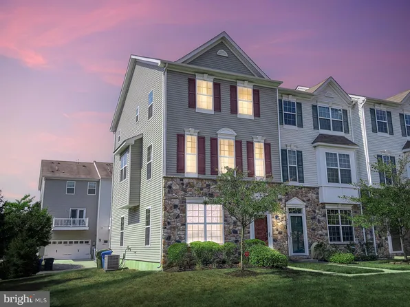 450 Aura Rd, Glassboro, NJ 08028