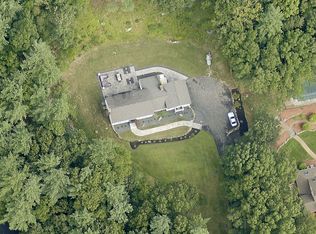 16 Carriage Ln, Salem, NH 03079