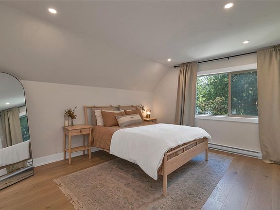 3rd image of 1387 Heriot Bay Rd