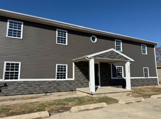 717 W Prospect Ave APT D, Springfield, IL 62704