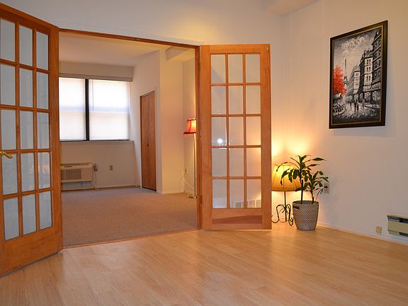 3rd image of 111 Mulberry St APT 1F