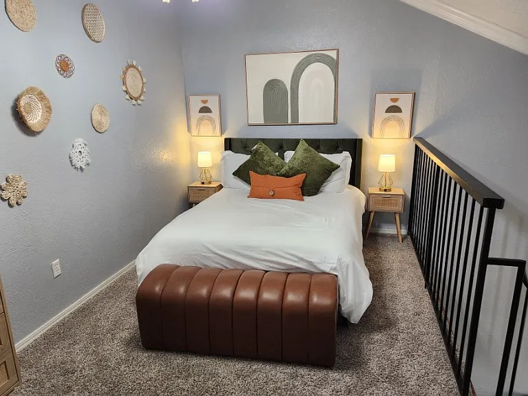 11120 Stratford Dr #211 — Photo 31