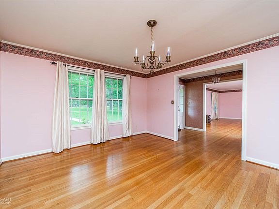 5th image of 2965 Thornwood Dr