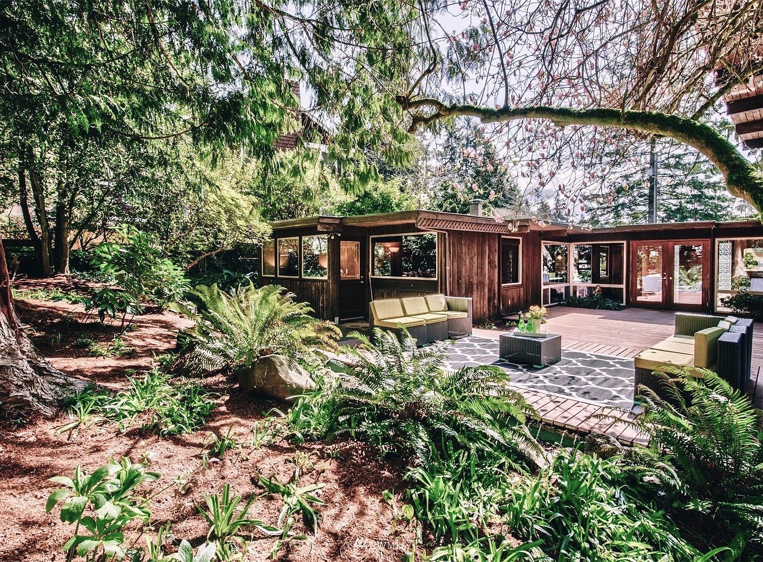 10402 SE 29th Street, Beaux Arts, WA 98004 Zillow