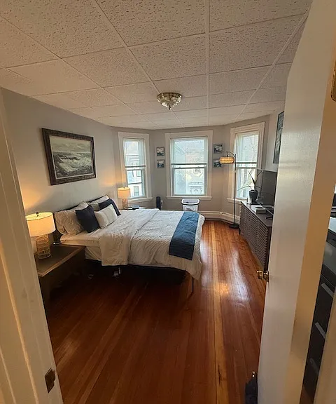 Bedroom #1