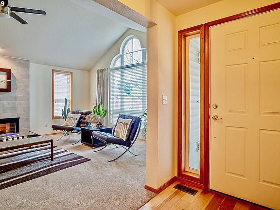 5th image of 3107 SE 161st Ave
