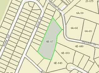 State Cir, Martinsburg, WV 25401