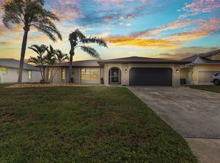 205 E Tarpon Blvd NW, Port Charlotte, FL 33952