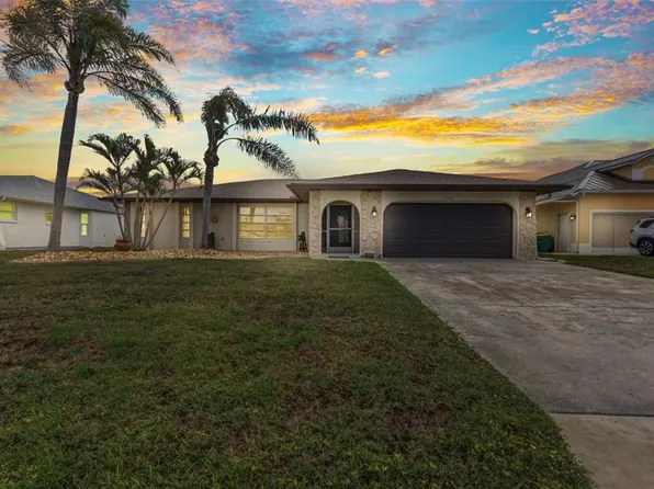 205 E Tarpon Blvd NW, Port Charlotte, FL 33952