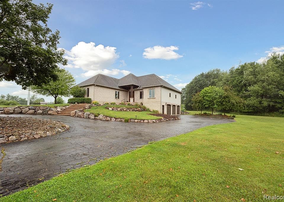 3344 Pingree Rd, Howell, MI 48843 MLS 20230068128 Zillow