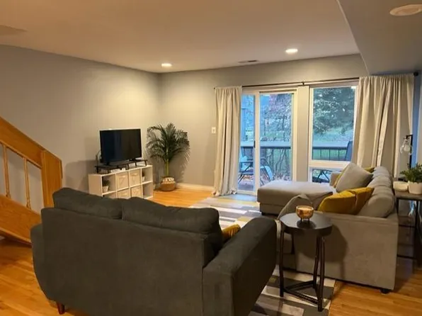 1634 NW Bridgeway Ln, Beaverton, OR 97006