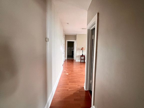 4th image of 1202 Vine St #5