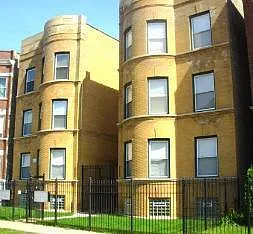 5735 S Calumet Ave #3W — Photo 1