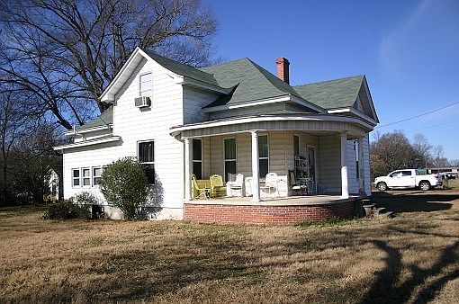 1st image of 227 Elm St