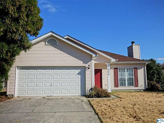 2nd image of 224 River Oaks Dr
