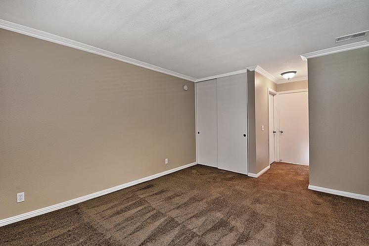 1st image of 1356 Deerpark Dr #0