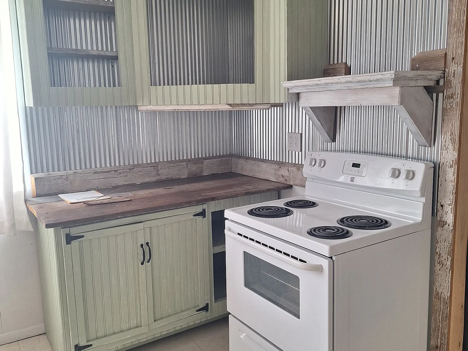 1 bed, 1000 sqft, $875 — Photo 2