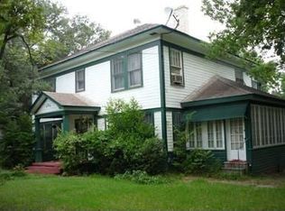 408 W 6th St, Cameron, TX 76520