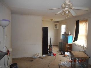 1000 Cranbrook St, Greensboro, NC 27407