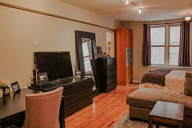 Rented by BLU Real Estate