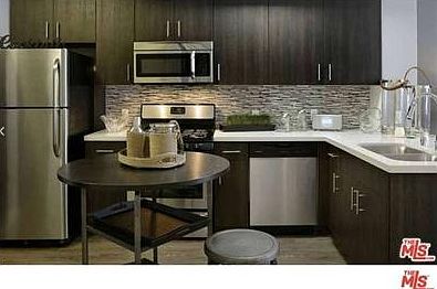 4th image of 1420 S Figueroa St APT 423
