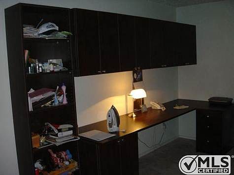 4th image of 2229 Chestnut Dr