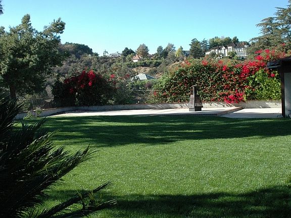 3rd image of 16612 Park Lane Cir