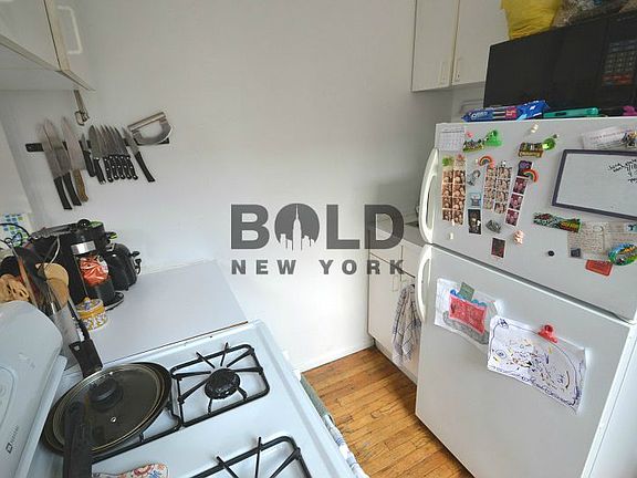 5th image of 146 E 78th St APT 3A