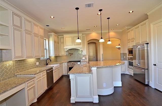 stainless appliances in kitchen