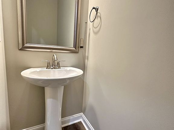 3rd image of 1174 Meadowhill Ln #D