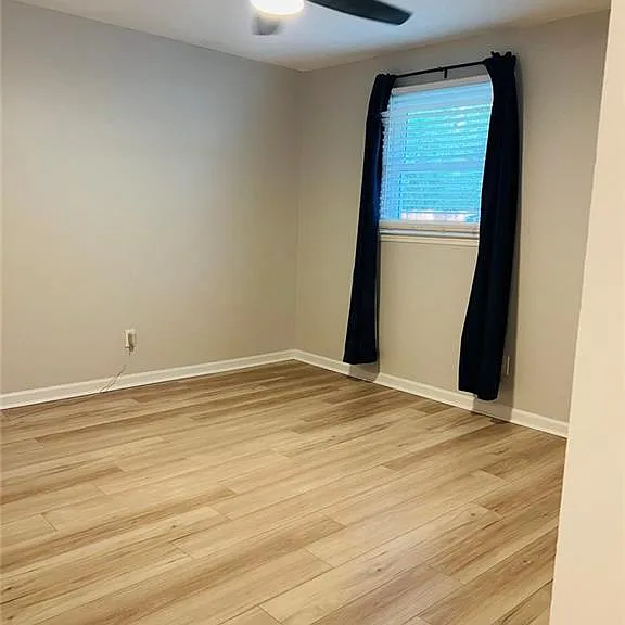 1455 Bryan Ave #B — Photo 11