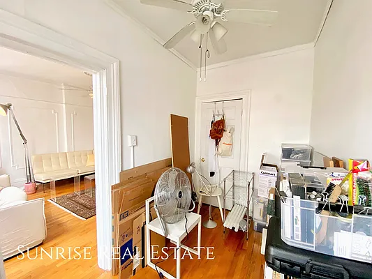 Rented by Sunrise Real Estate | media 29