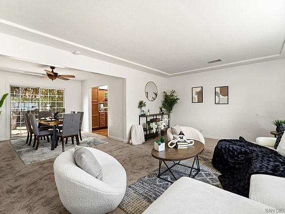 5th image of 450 E Camden Ave