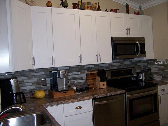 3rd image of 6381 Egret Dr APT 7