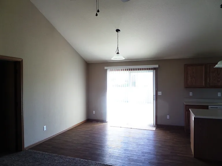 4332 SE Horseshoe Bend Dr — Photo 5