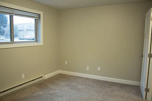 2513 Knight Dr — Photo 5