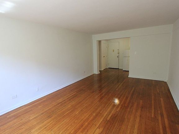 3rd image of 14467 41st Ave APT 626