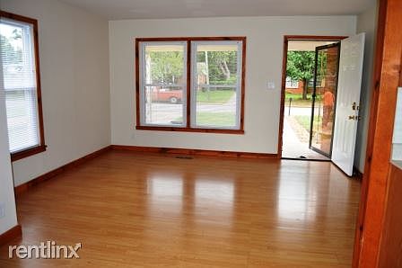 2nd image of 3903 Price Rd SW