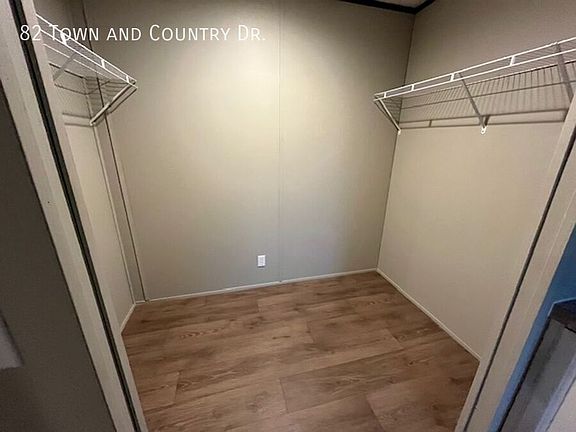 4th image of 82 Town And Country Dr