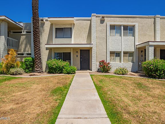 2nd image of 610 E MONTEBELLO Avenue #45